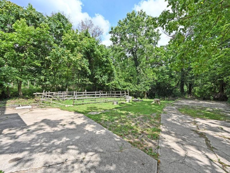 2504 Forthmann Place, Cincinnati, OH 45211 Photo 43
