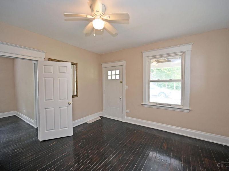2504 Forthmann Place, Cincinnati, OH 45211 Photo 6