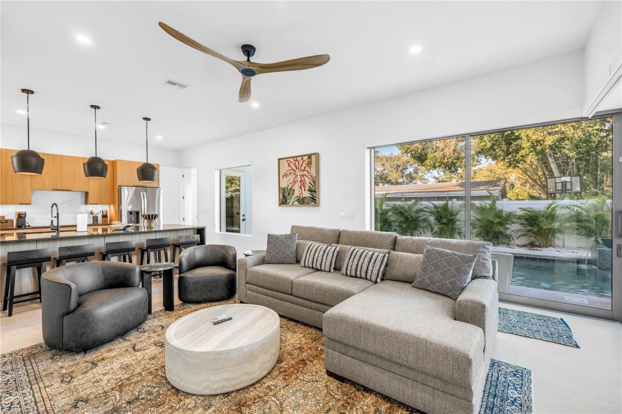 2305 Temple Street, Sarasota, FL 34239 Photo