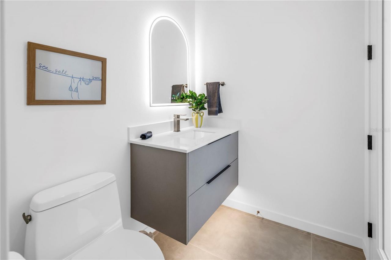 2305 Temple Street, Sarasota, FL 34239 Photo