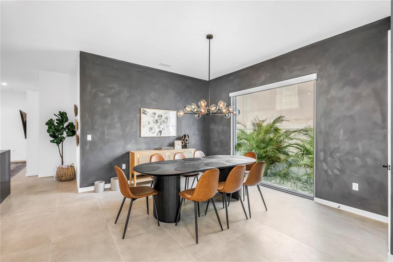 2305 Temple Street, Sarasota, FL 34239 Photo