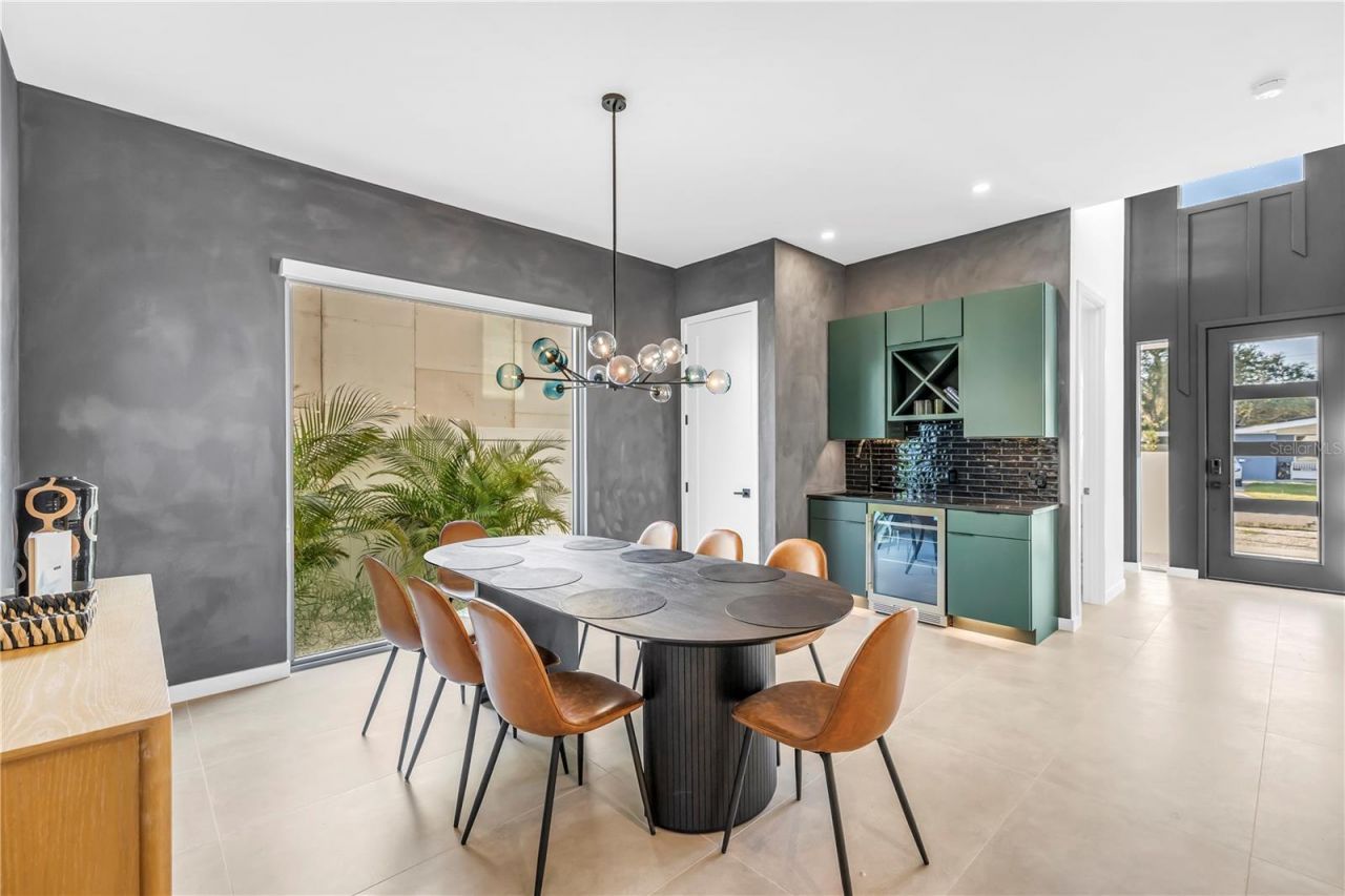 2305 Temple Street, Sarasota, FL 34239 Photo