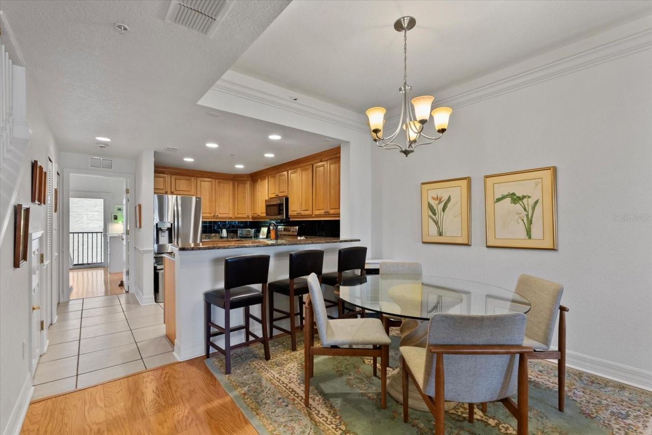 340 1st Street N, Unit D, Saint Petersburg, FL 33701 Photo