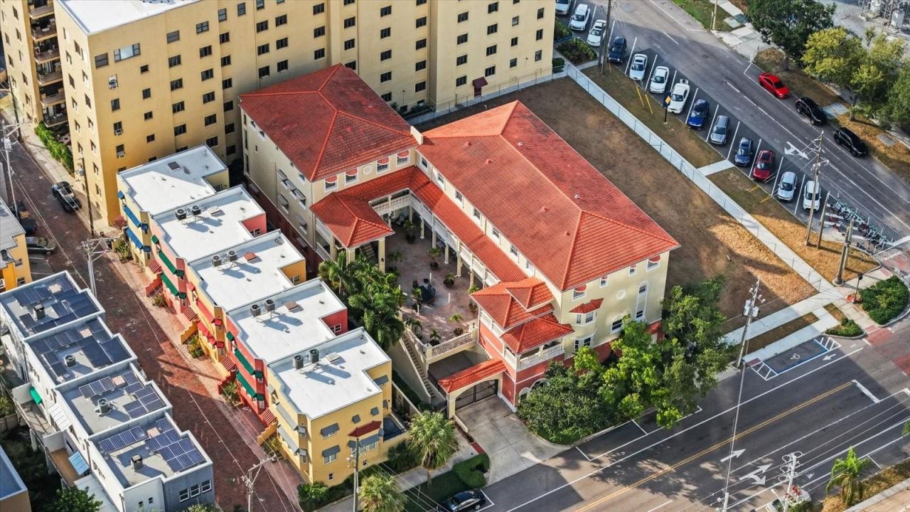 340 1st Street N, Unit D, Saint Petersburg, FL 33701 Photo