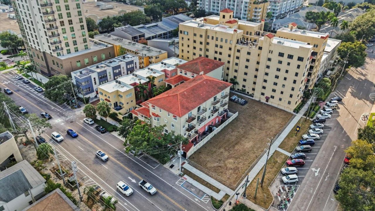 340 1st Street N, Unit D, Saint Petersburg, FL 33701 Photo