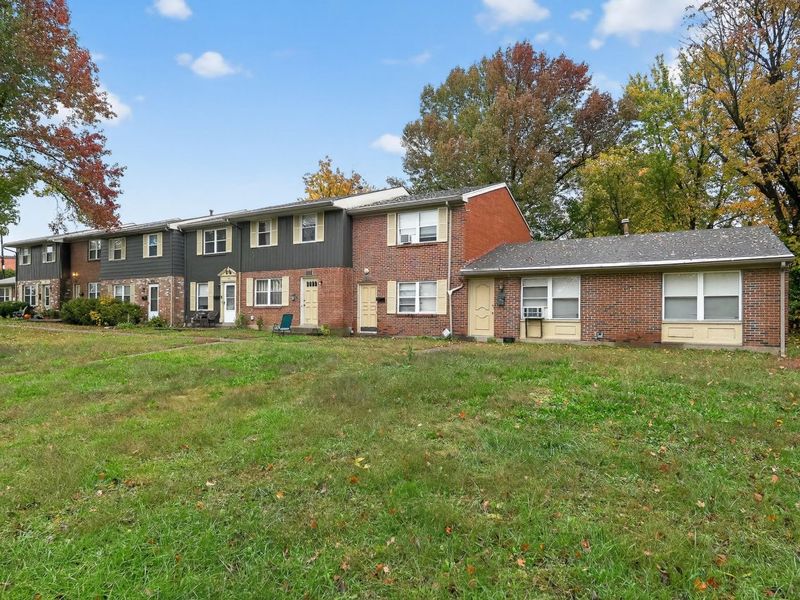 7402 Shenandoah Drive, Florence, KY 41042 Photo 2