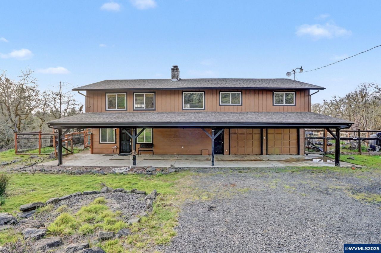 33781 Mount Tom Dr, Harrisburg, OR 97446 Main Photo