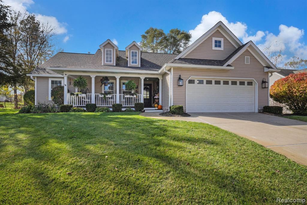 9203 Pine Walk Pass, Argentine Township, MI 48451 Main Photo