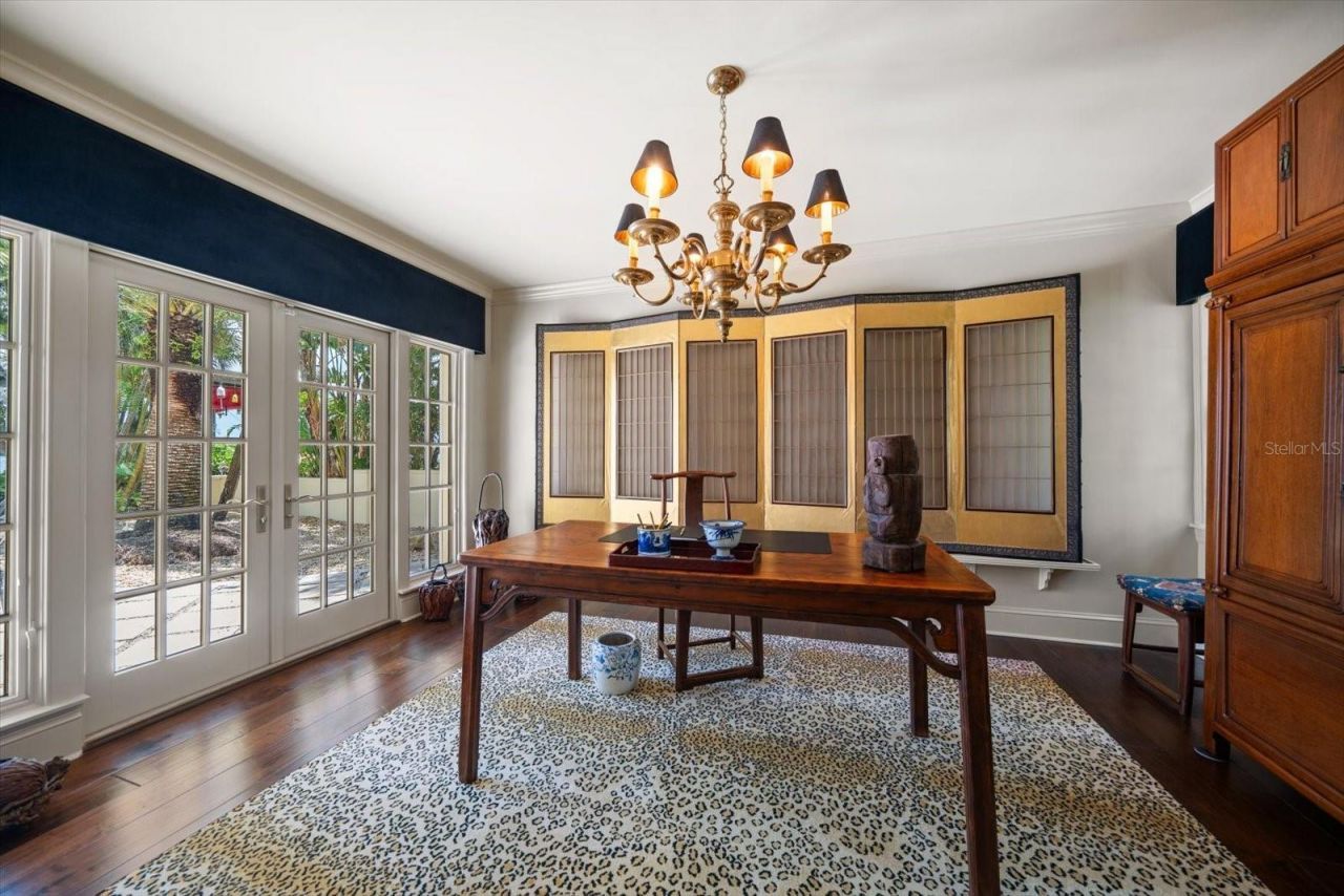 1021 Bay Esplanade, Clearwater Beach, FL 33767 Photo