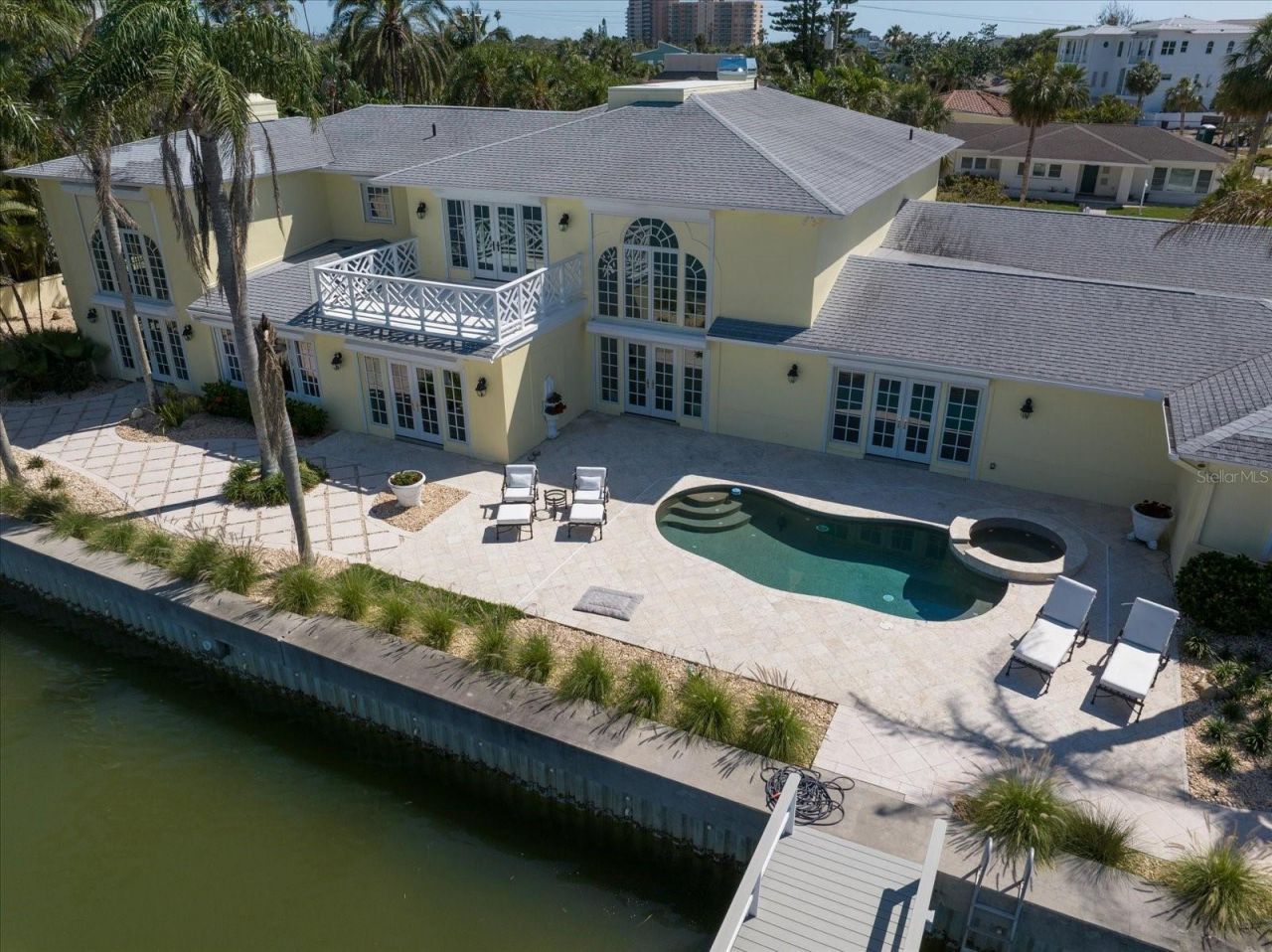 1021 Bay Esplanade, Clearwater Beach, FL 33767 Photo