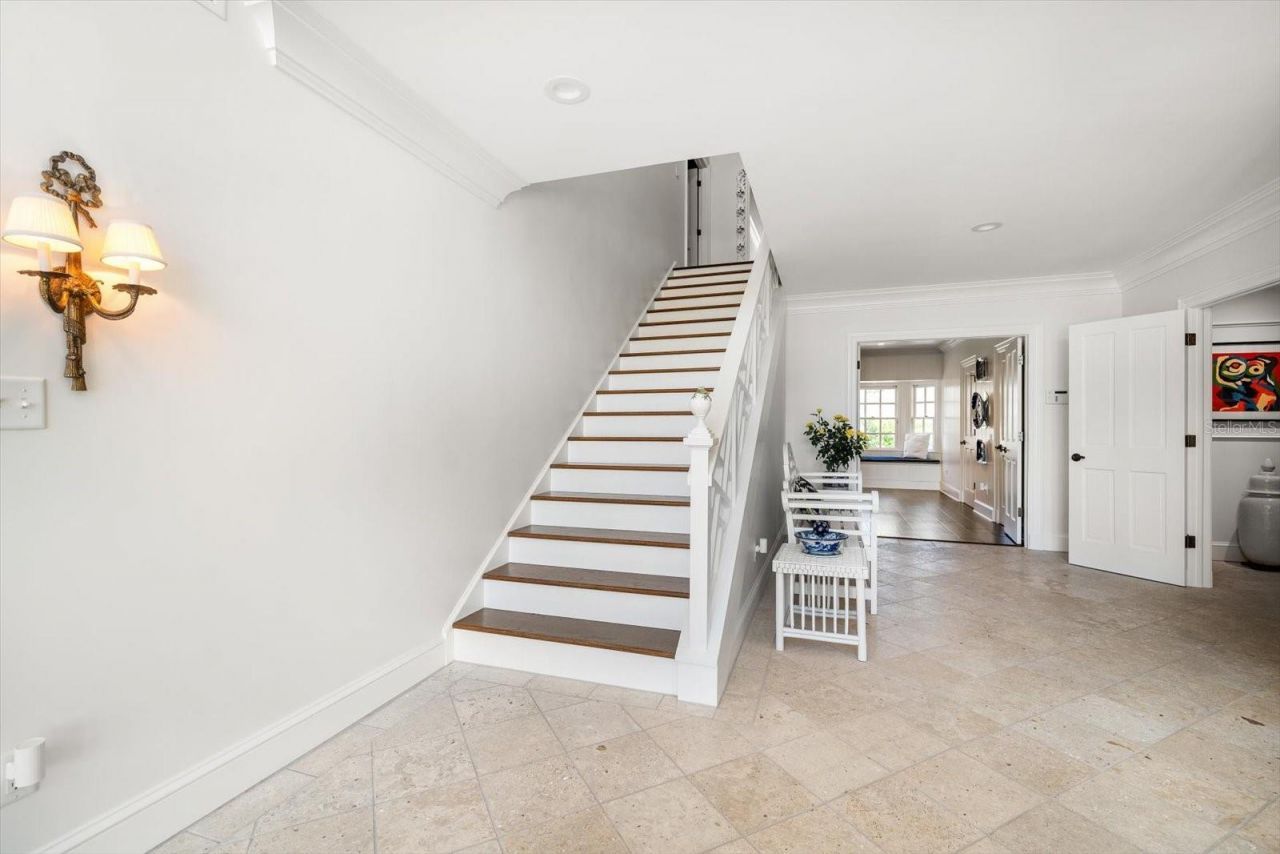 1021 Bay Esplanade, Clearwater Beach, FL 33767 Photo