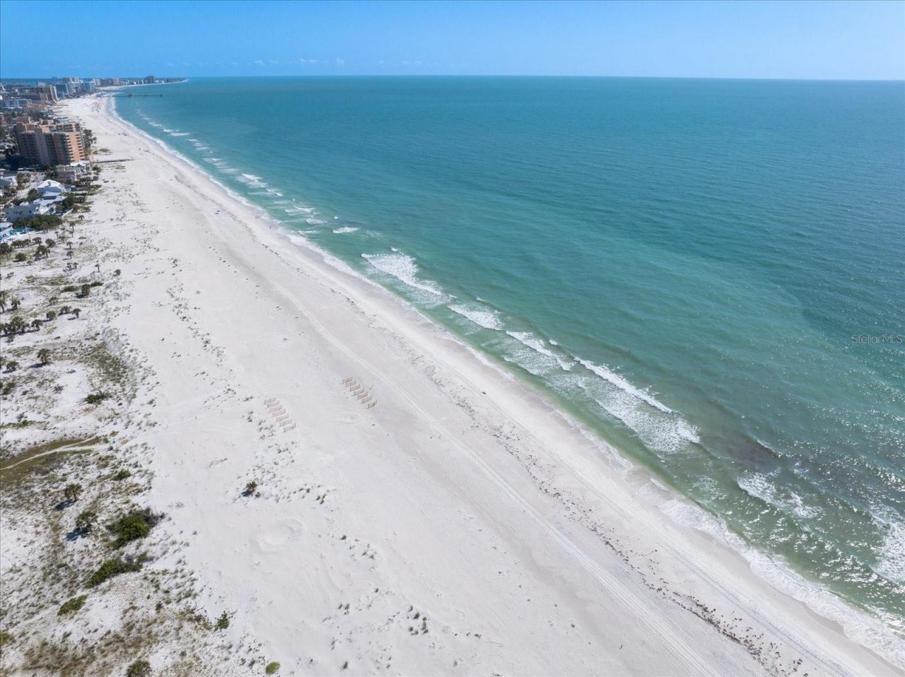 1021 Bay Esplanade, Clearwater Beach, FL 33767 Photo