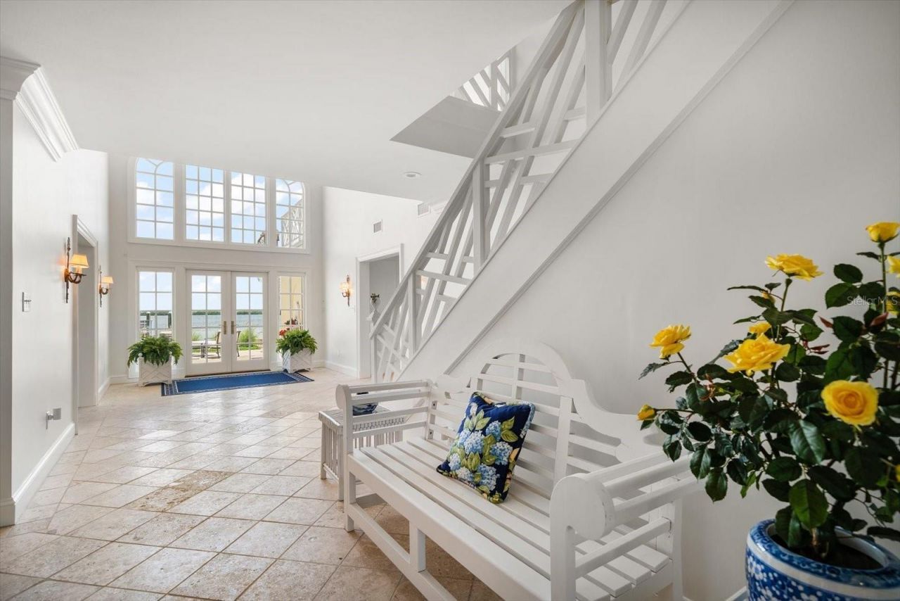 1021 Bay Esplanade, Clearwater Beach, FL 33767 Photo