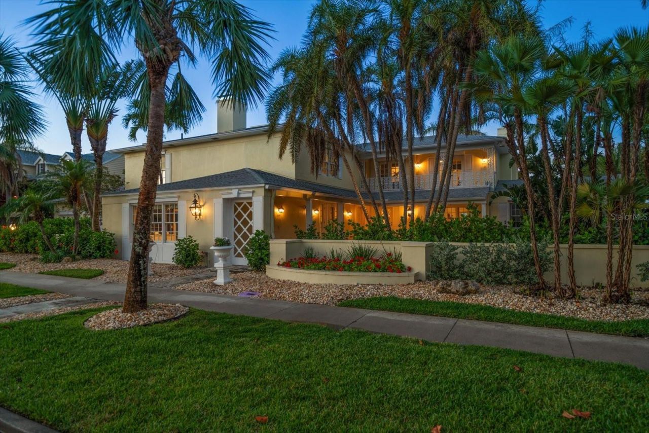 1021 Bay Esplanade, Clearwater Beach, FL 33767 Photo