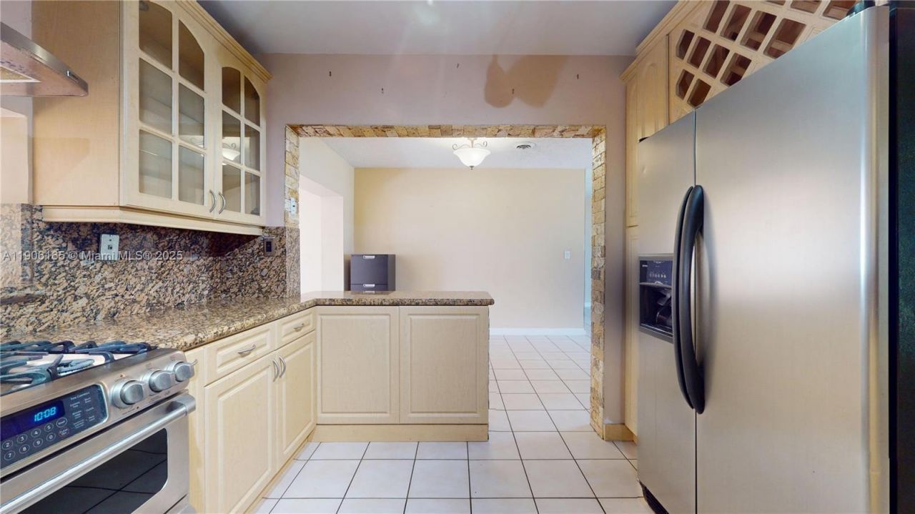 6051 SW 110th Ave, Miami, FL 33173 Photo