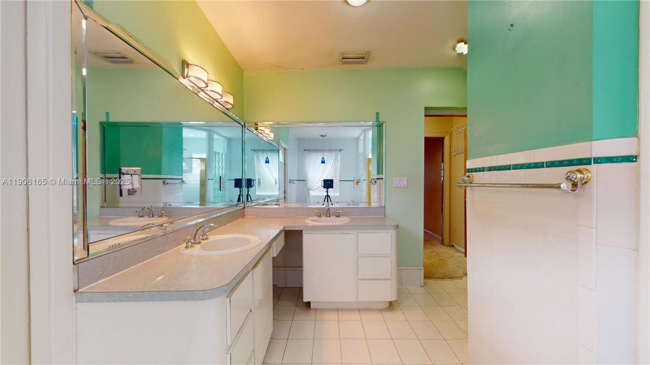 6051 SW 110th Ave, Miami, FL 33173 Photo