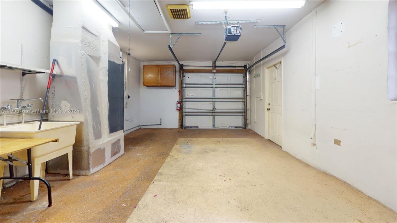 6051 SW 110th Ave, Miami, FL 33173 Photo