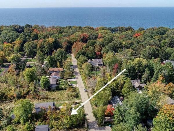 6912 3rd Street, Douglas, MI 49406