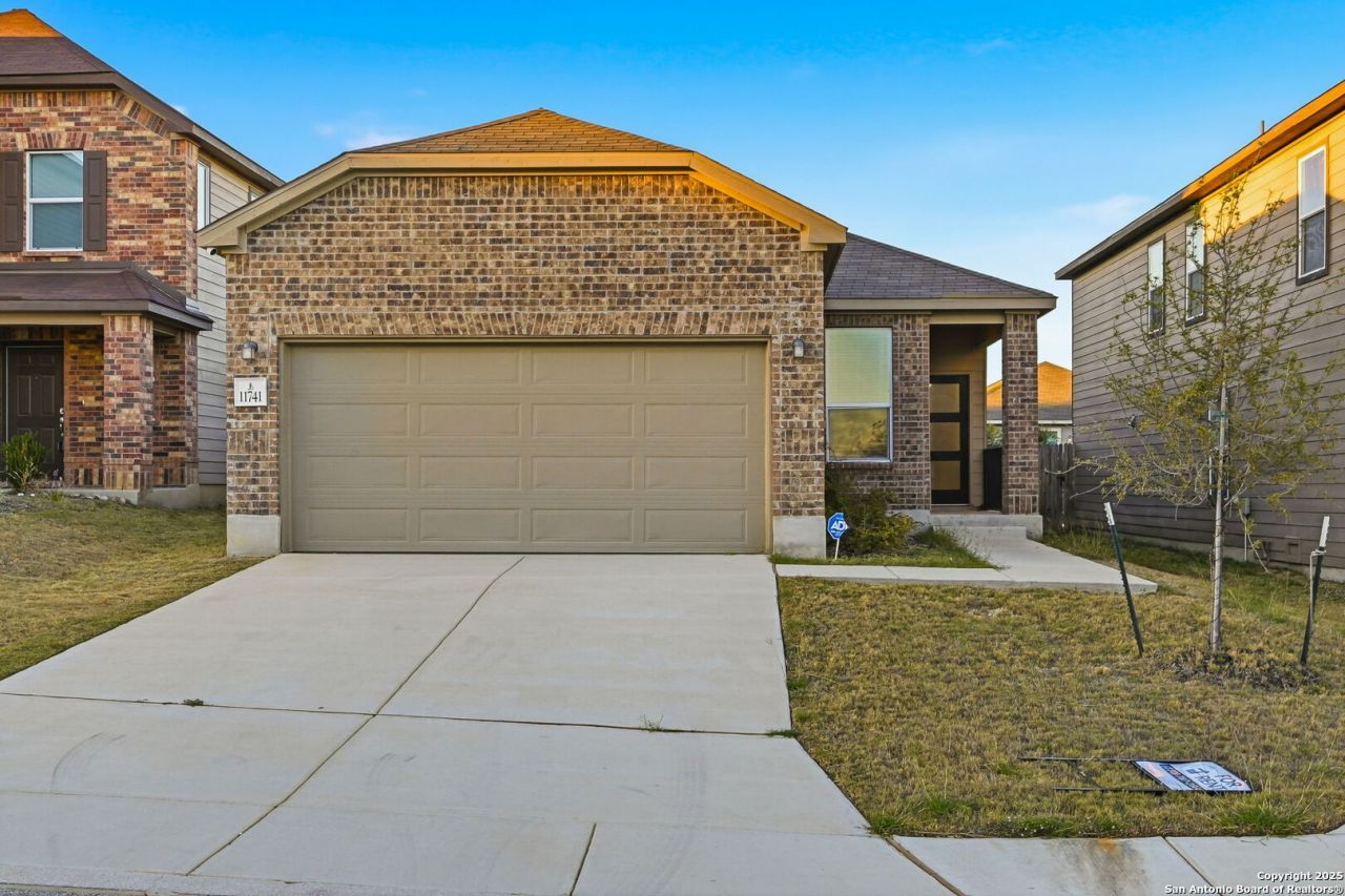 11741 Red Pheasant, San Antonio, TX 78245 Main Photo