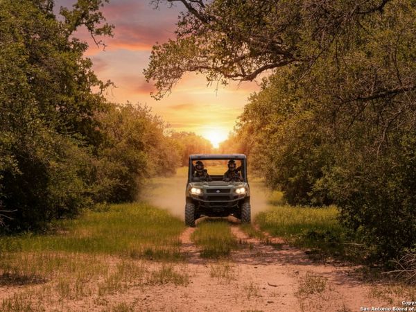 TBD FM 682, Yoakum, TX 77995