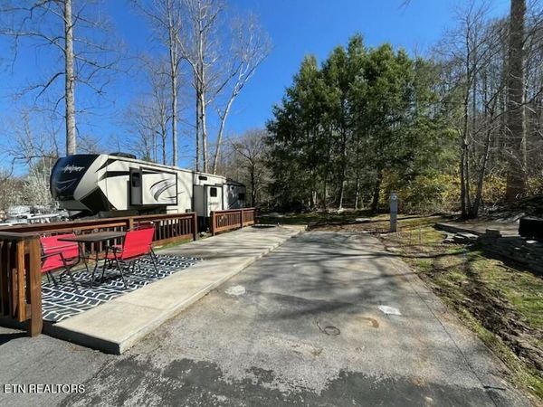 4229 East Pkwy, Gatlinburg, TN 37738