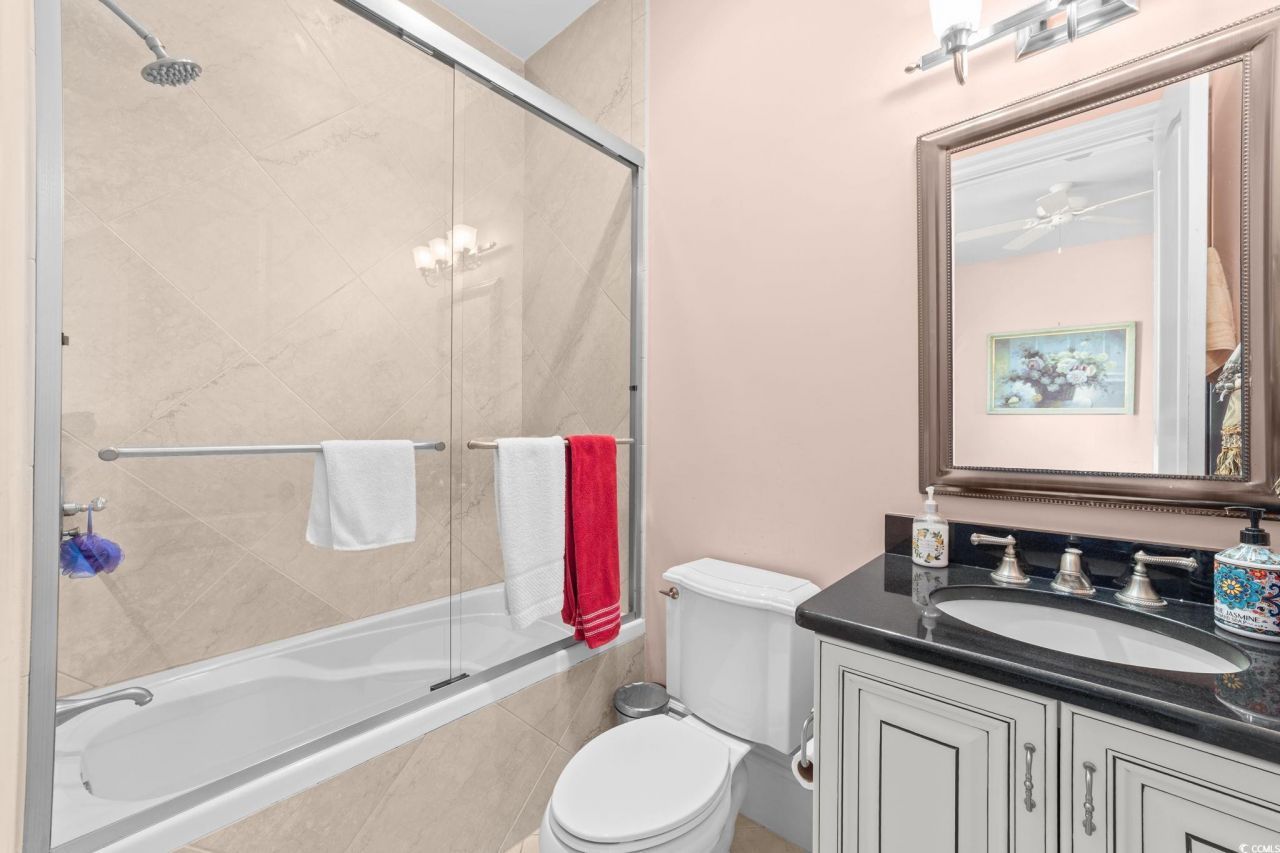 9235 Marina Pkwy. Photo 24