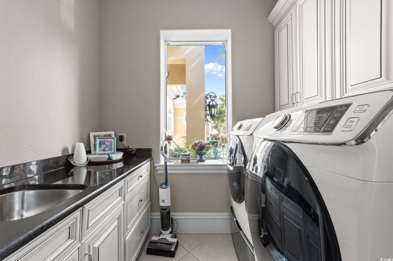 9235 Marina Pkwy. Photo 25