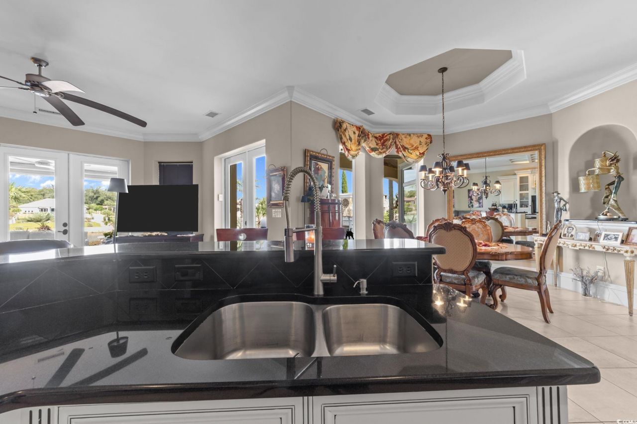 9235 Marina Pkwy. Photo 30