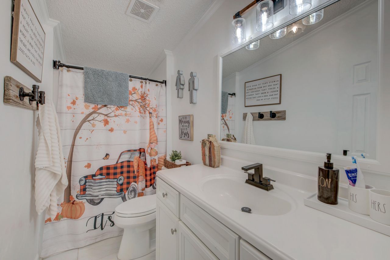 7271 George Washington Lane Photo 24