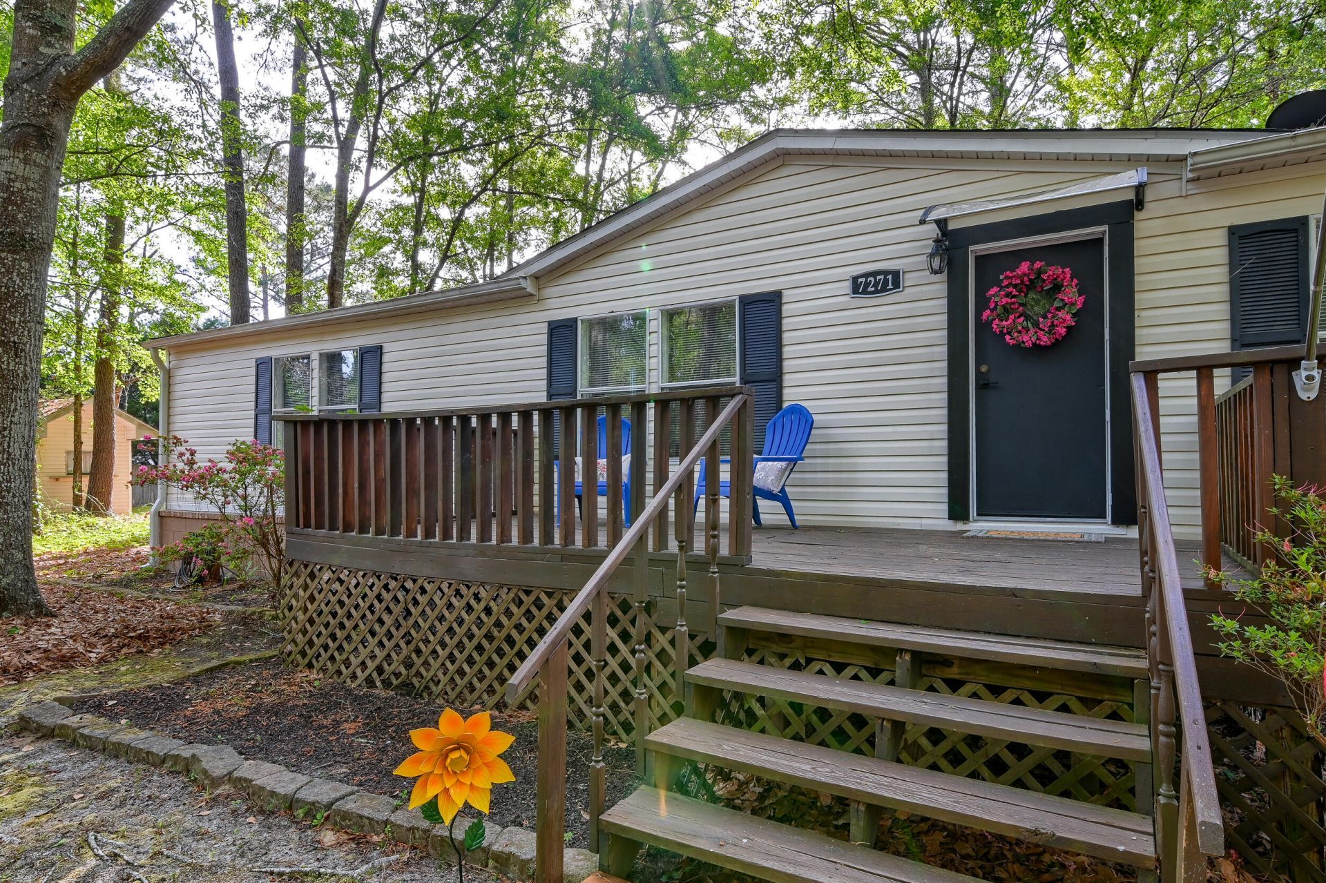 7271 George Washington Lane Photo 4