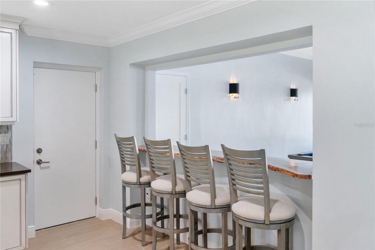 1710 Point Pleasant Avenue W, Bradenton, FL 34205 Photo