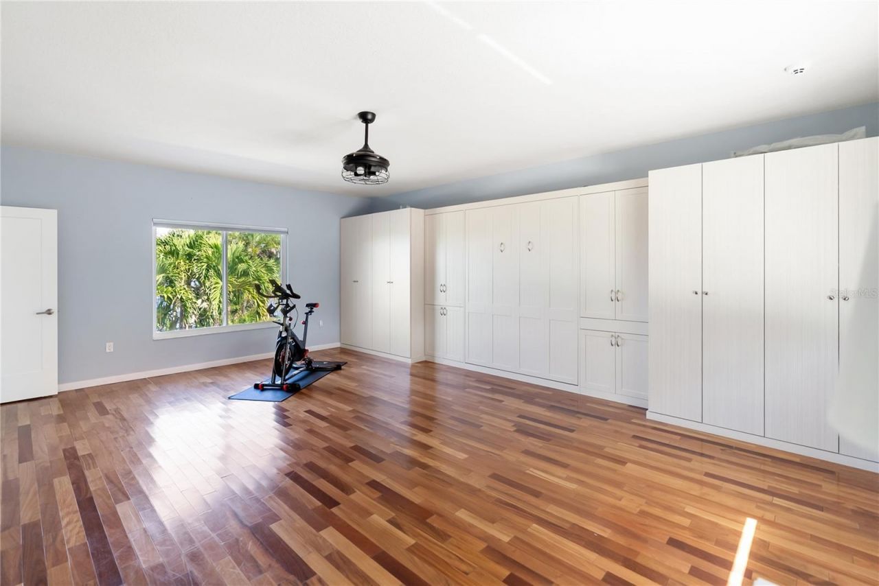 1710 Point Pleasant Avenue W, Bradenton, FL 34205 Photo