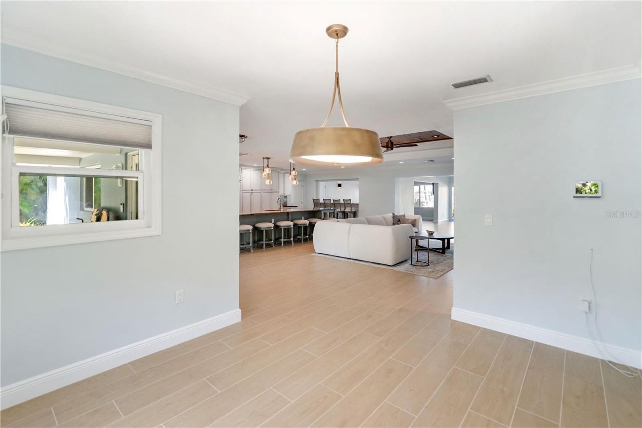 1710 Point Pleasant Avenue W, Bradenton, FL 34205 Photo