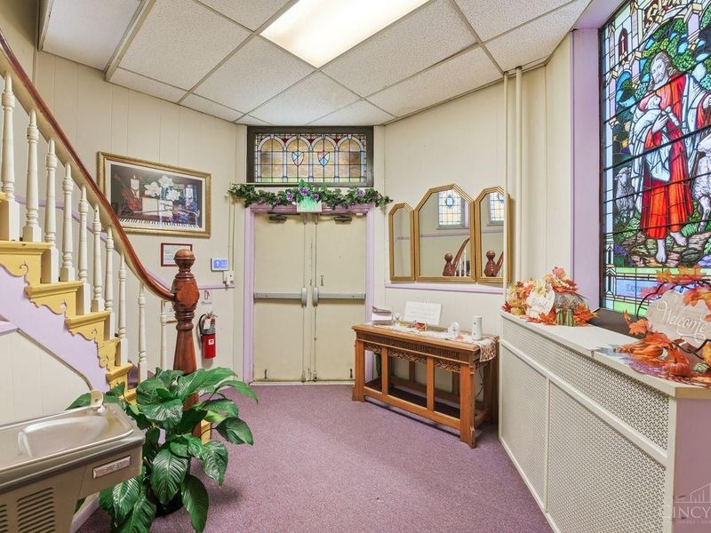 4256 Hamilton Avenue, Cincinnati, OH 45223 Photo 3