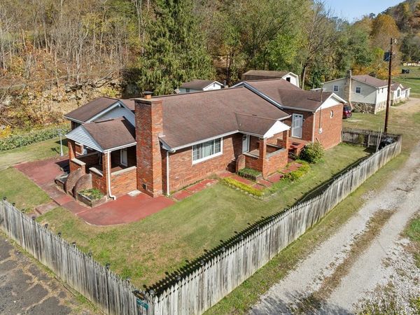 60 Parriottville Drive, Moundsville, WV 26041