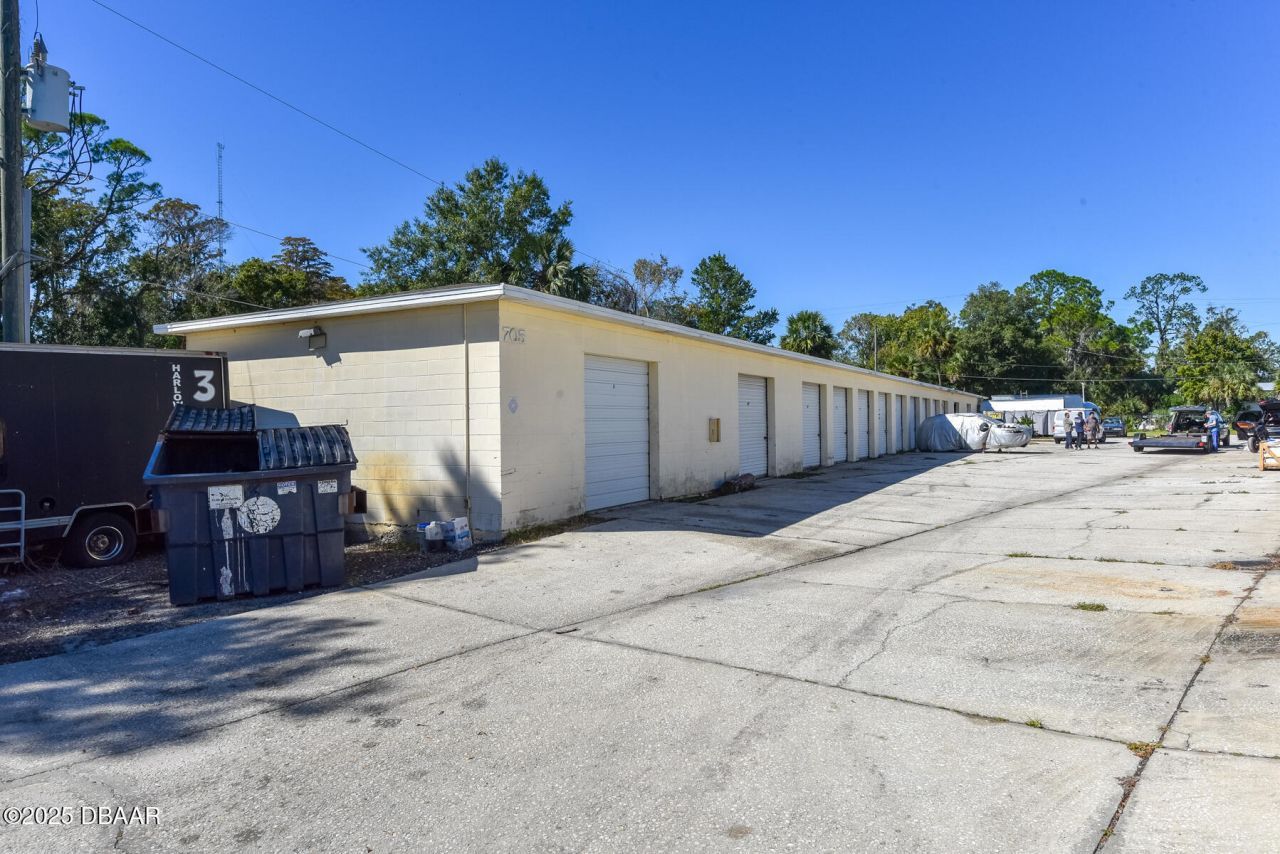 703 S State Street, Bunnell, FL 32110 Photo