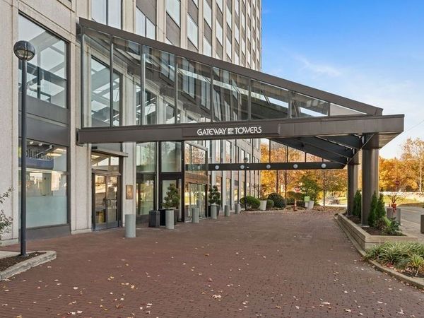 320 Fort Duquesne Blvd., Unit 11-O, Pittsburgh, PA 15222