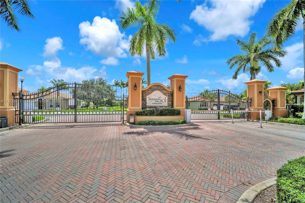 2190 SE 2nd St, Homestead, FL 33033 Photo