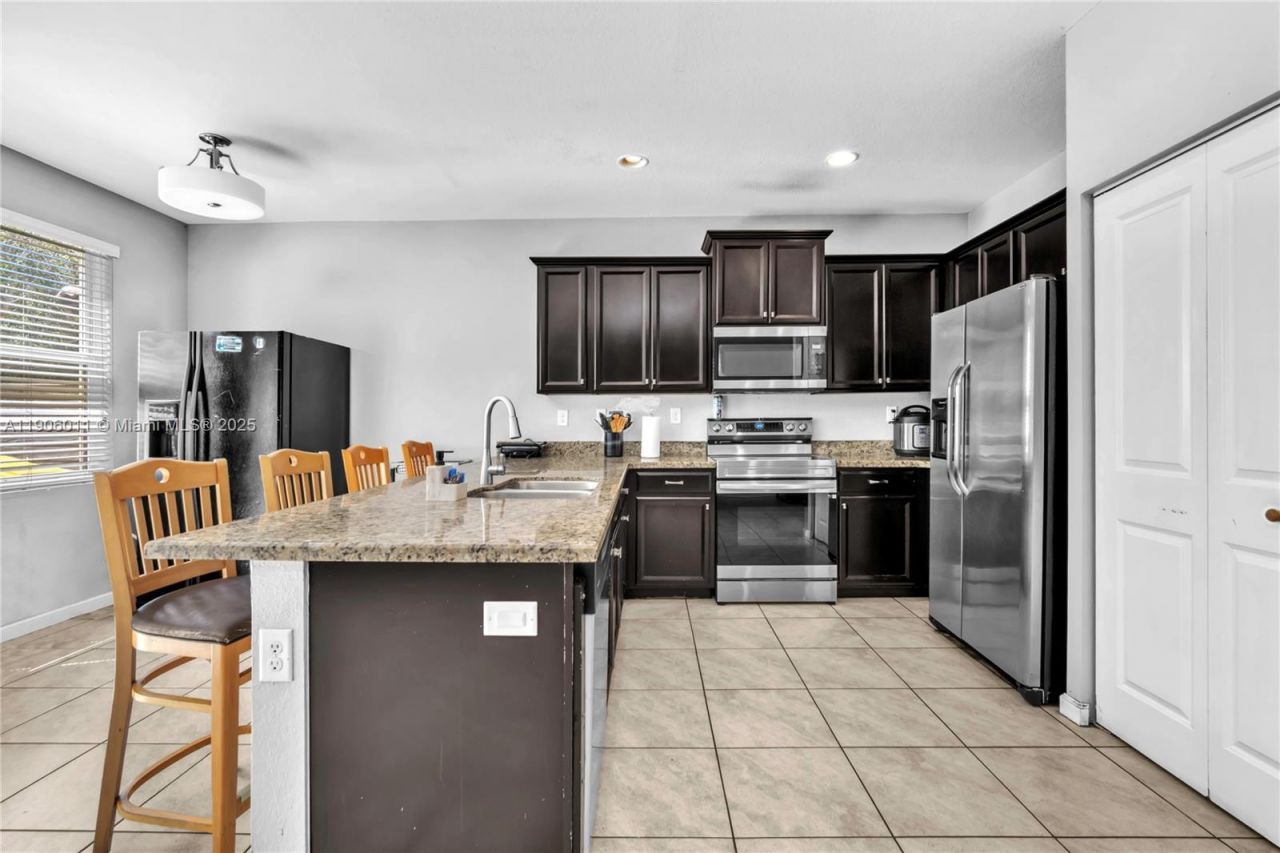 2190 SE 2nd St, Homestead, FL 33033 Photo