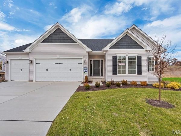 109 Sommers Creek Court, O'Fallon, MO 63367
