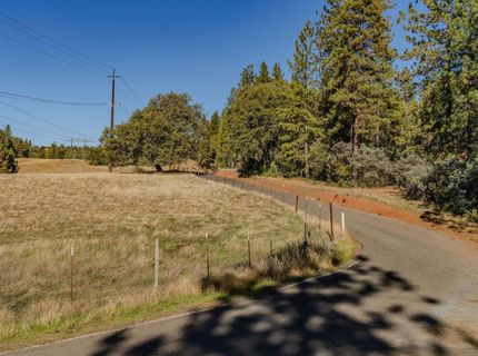 10500 Tabeaud Rd, Pine Grove, CA 95665 Photo