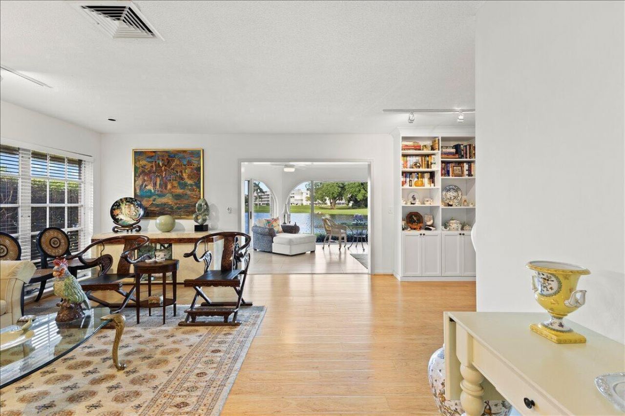 233 Rio Vista Circle, Atlantis, FL 33462 Photo