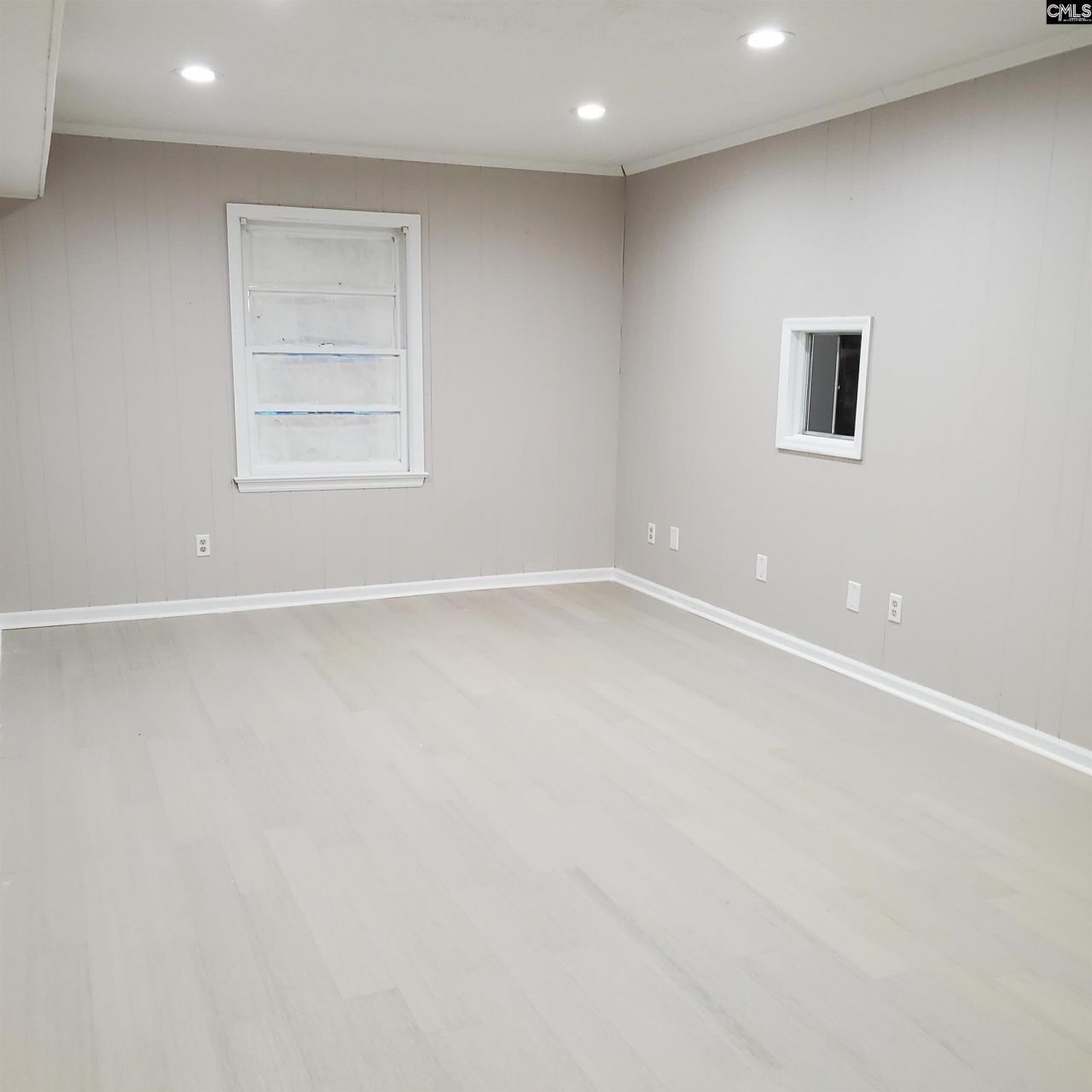 818 Williams Street Photo 6