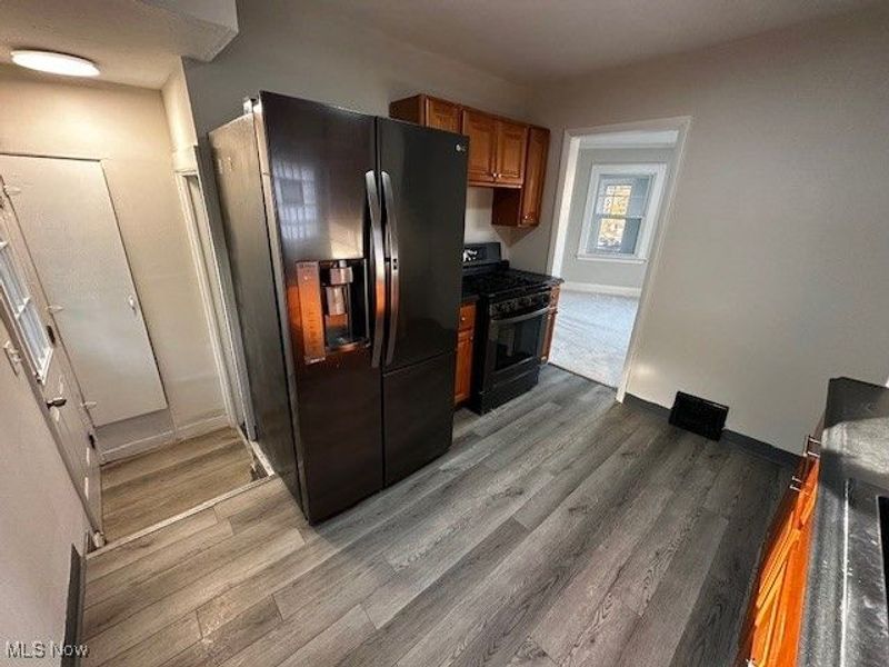 4955 E 141st Street, Cleveland, OH 44125 Photo 9