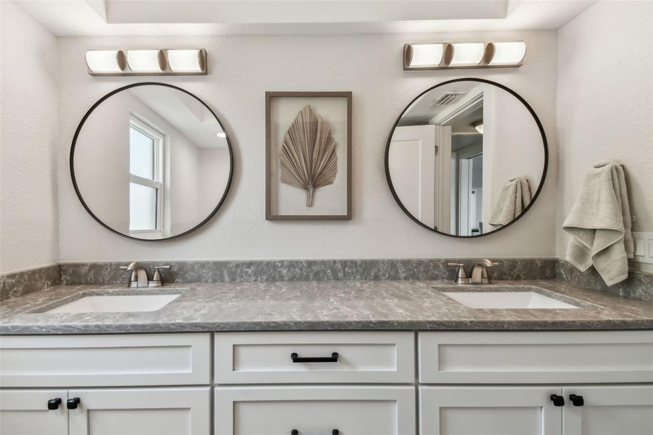 1514 Sea Gull Drive S, Saint Petersburg, FL 33707 Photo