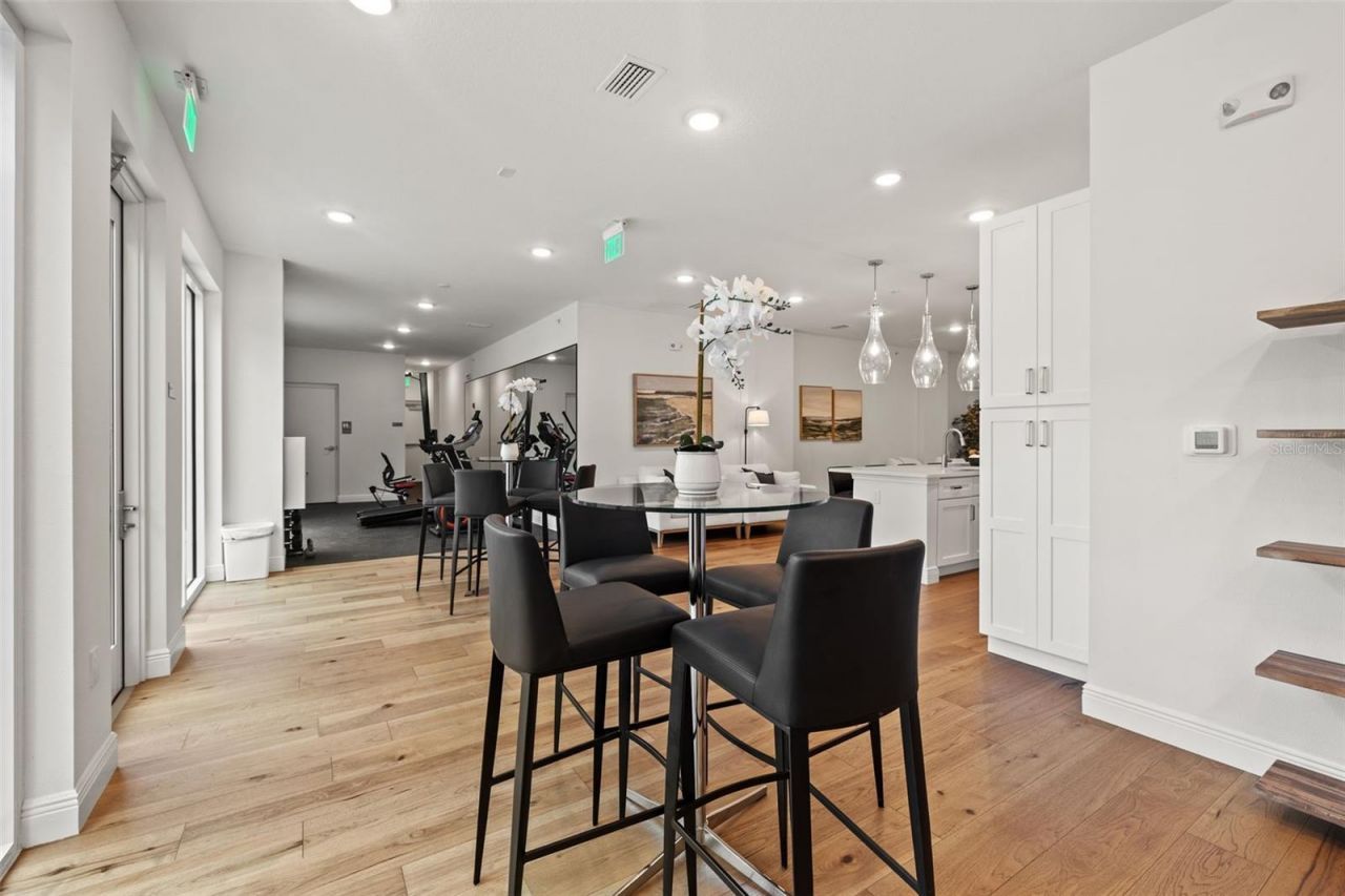 600 3rd Avenue S, Unit 201, Saint Petersburg, FL 33701 Photo