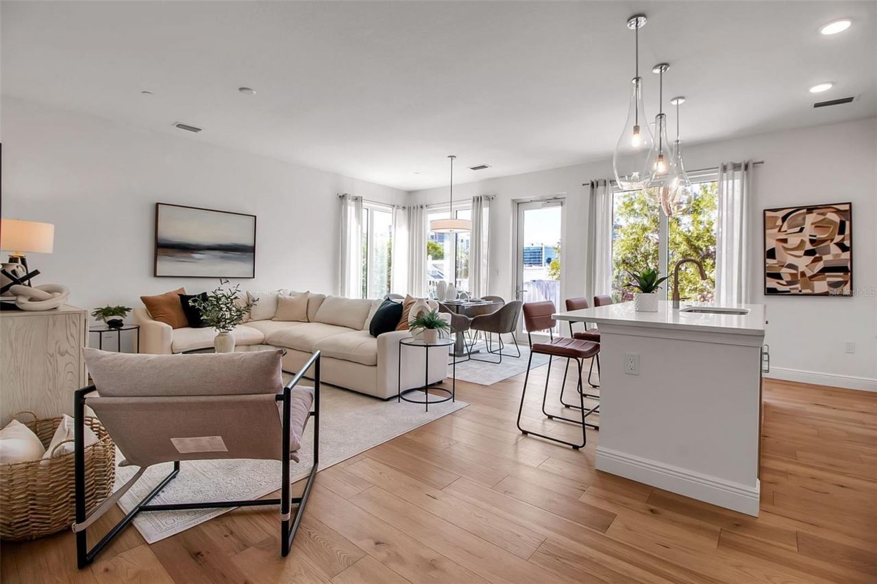 600 3rd Avenue S, Unit 201, Saint Petersburg, FL 33701 Photo