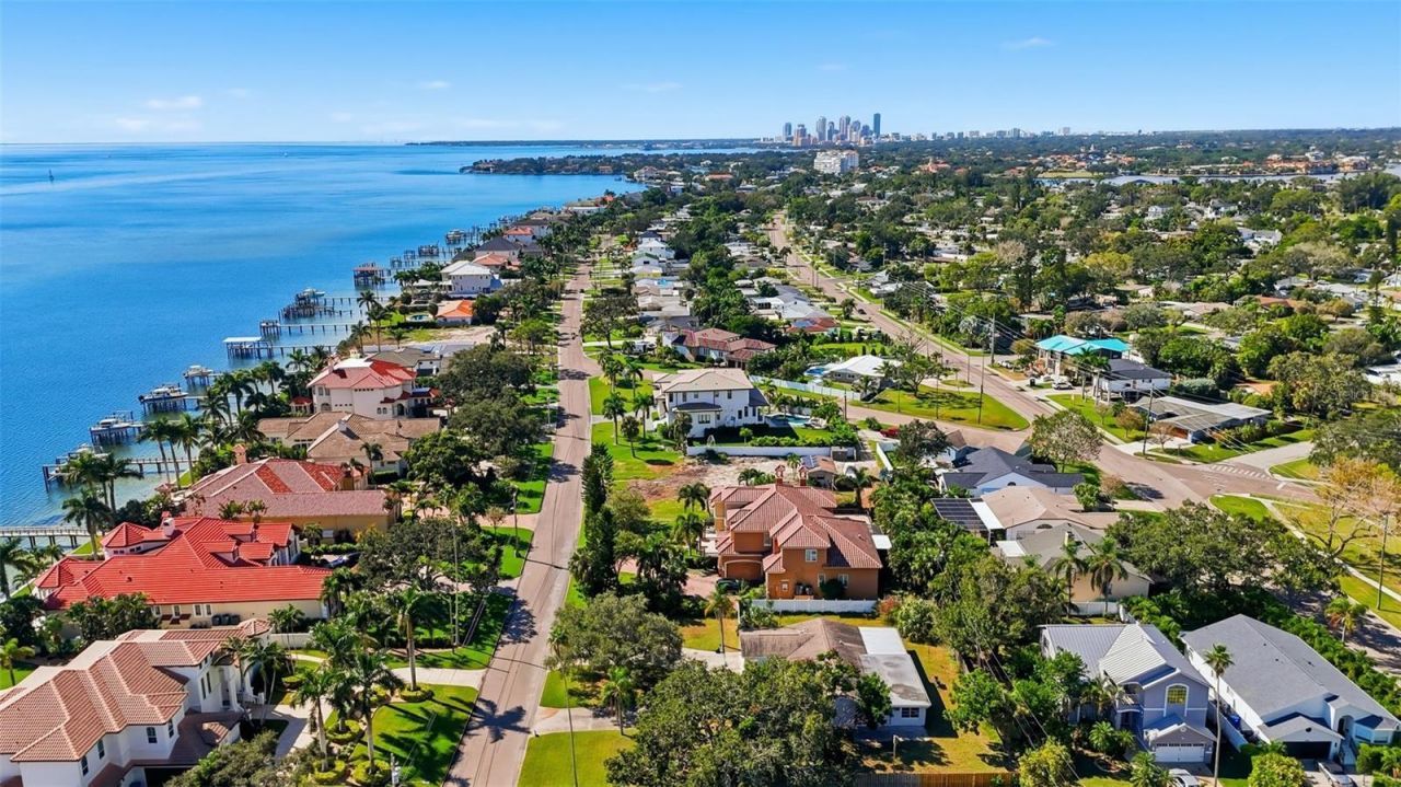 4324 Bayshore Boulevard Ne, Saint Petersburg, FL 33703 Photo