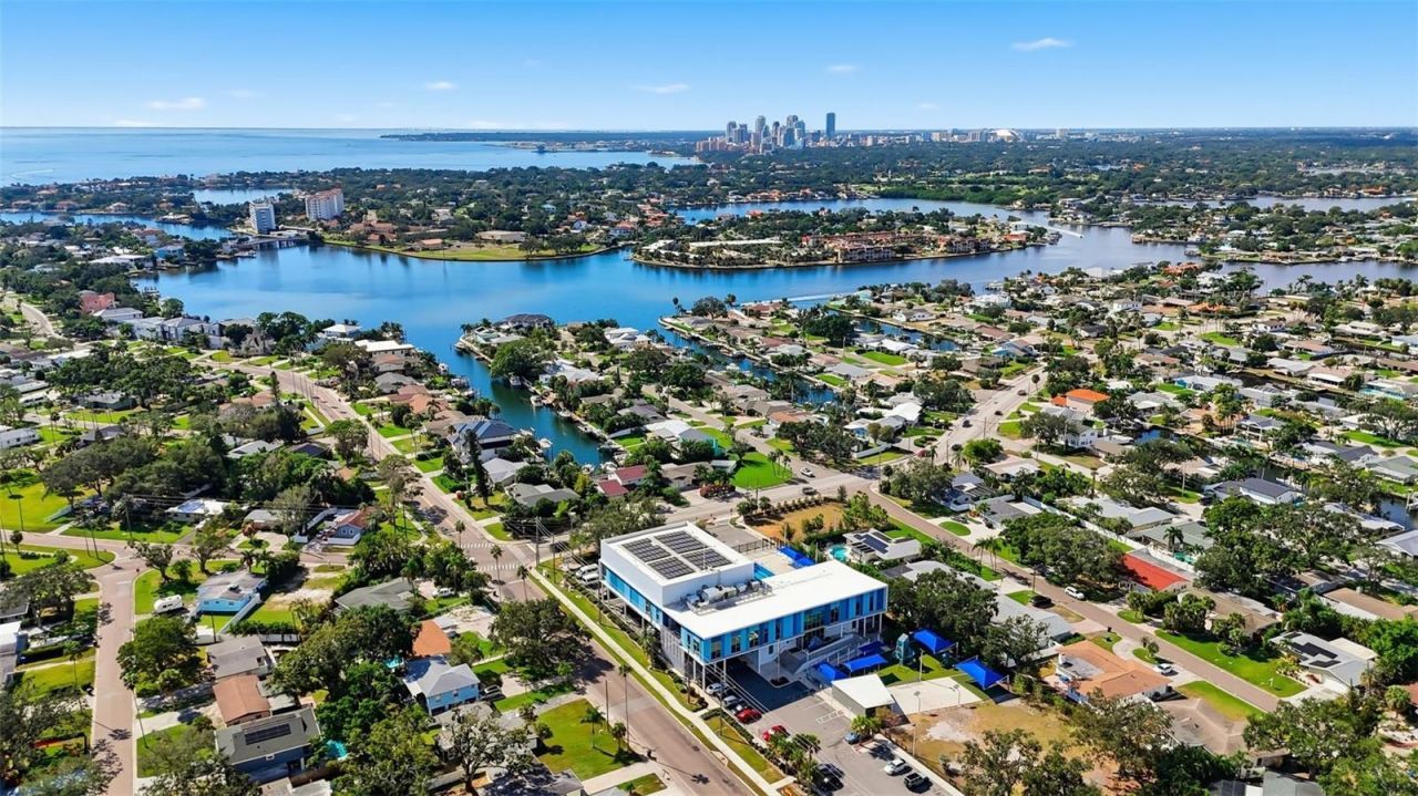 4324 Bayshore Boulevard Ne, Saint Petersburg, FL 33703 Photo