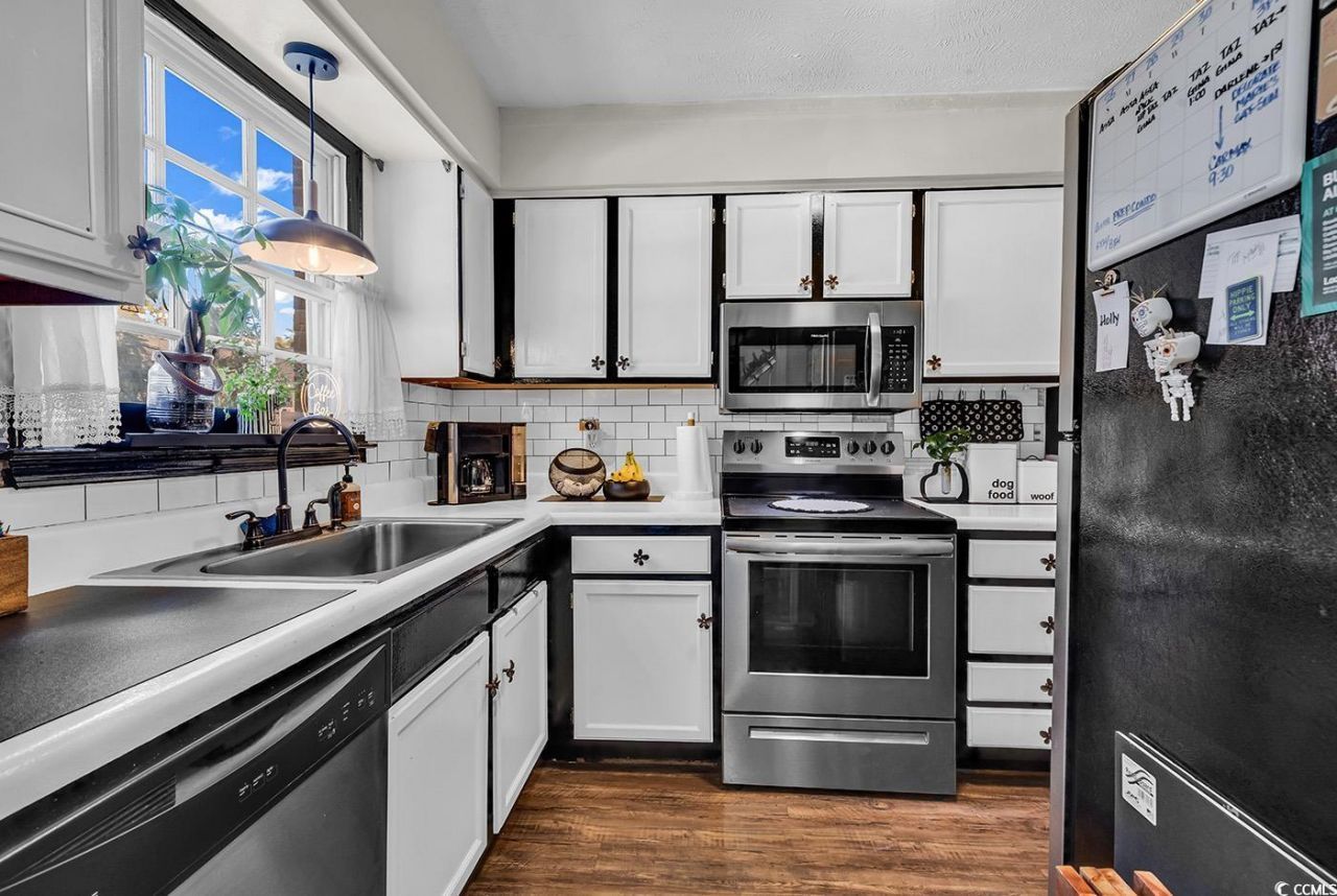 830 44th Ave. N Photo 4